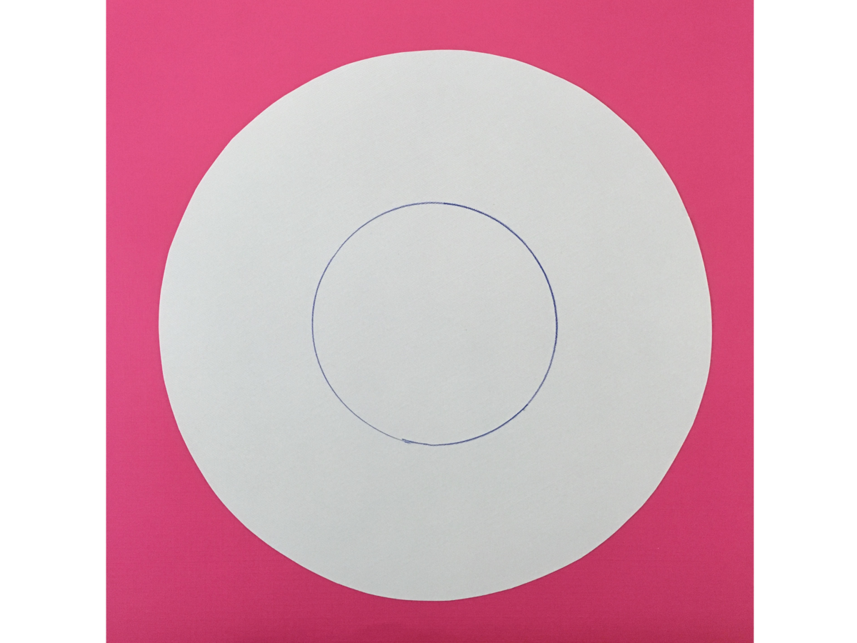 Detailed step of making a plate with Arabic calligraphy.